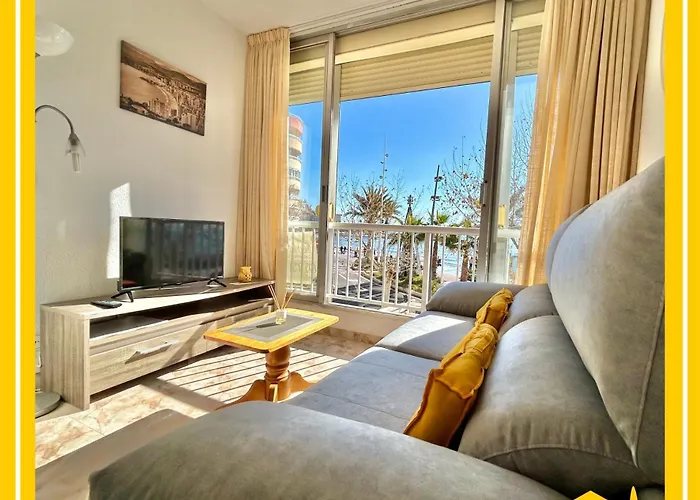 Estudio 30 Frente al Mar
